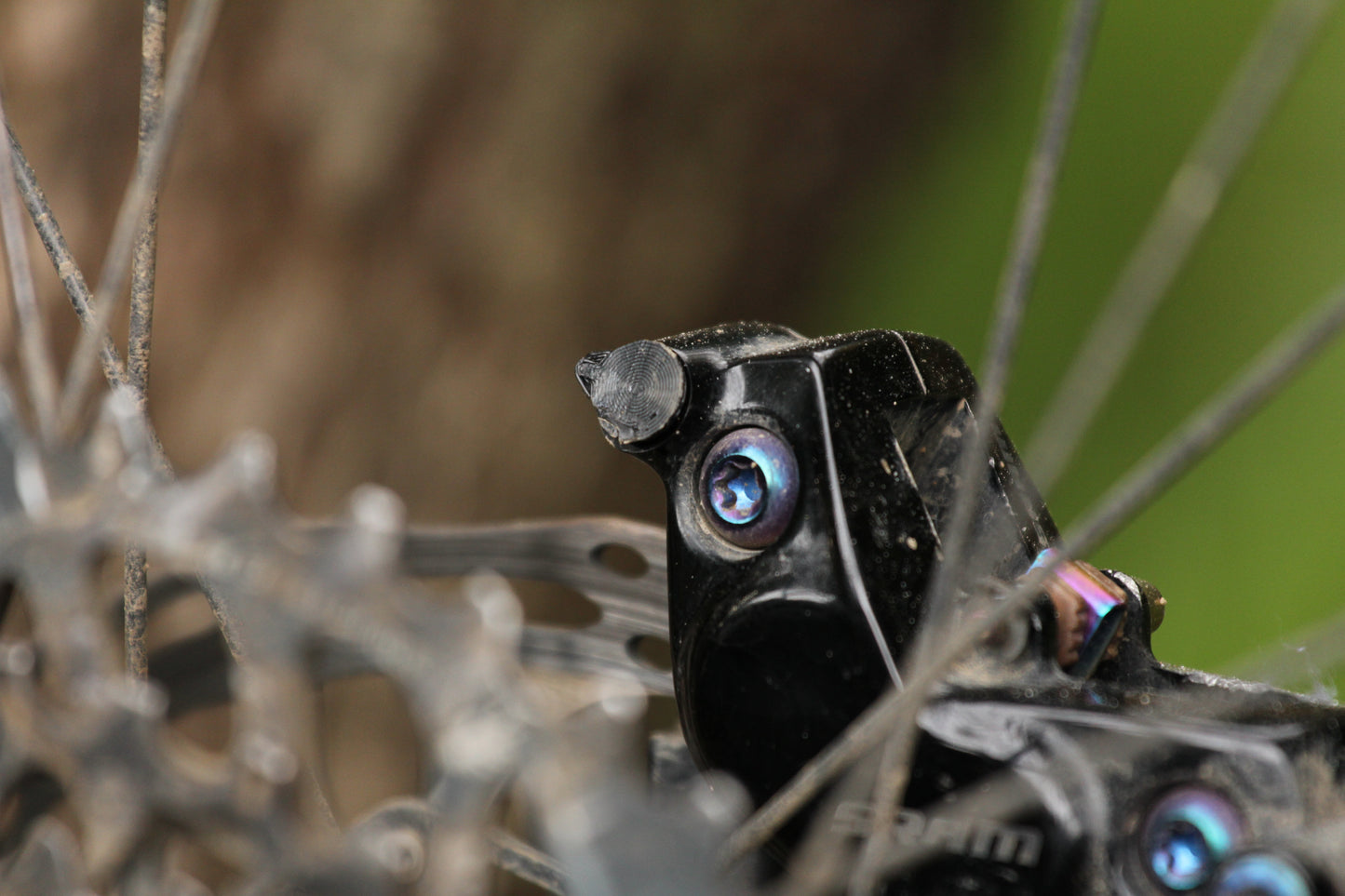 Bleeding Edge Cap for SRAM | Code, Guide, G2,  Level, Red, Rival, Force, Apex