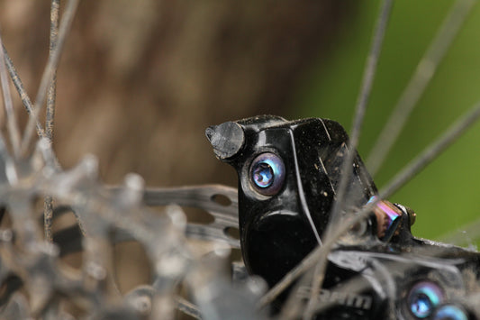 Bleeding Edge Cap for SRAM | Code, Guide, G2,  Level, Red, Rival, Force, Apex